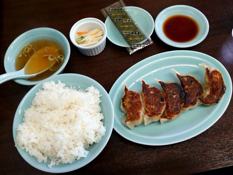 『餃子定食』