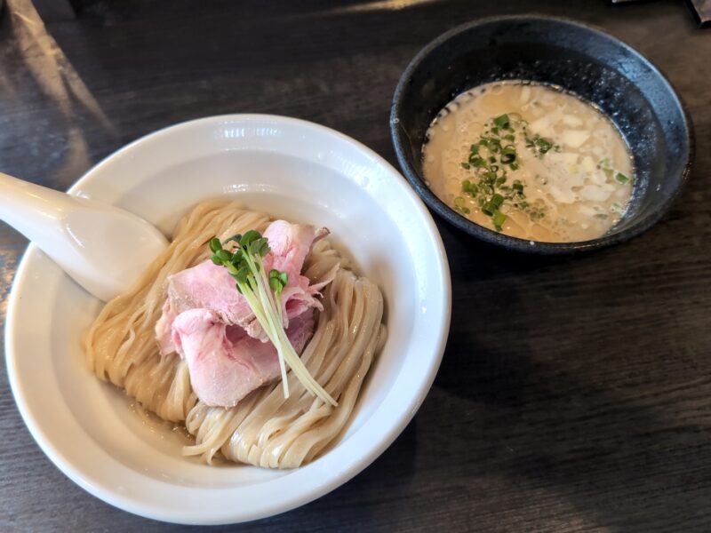 『【数量限定】濃厚煮干つけ蕎麦～金鯵の冷たい沼～（境港産金鯵）』