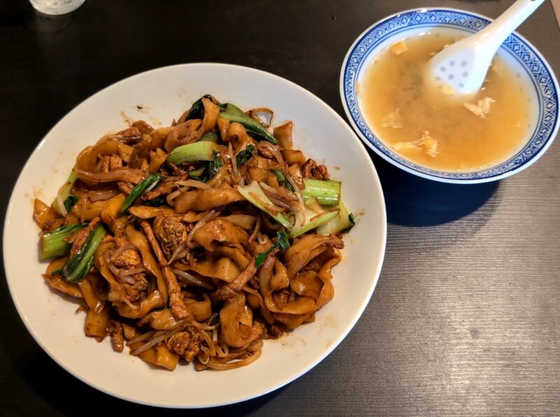 『上海炒刀削麺』