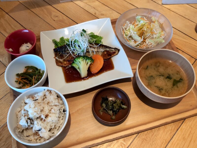 『鯖の香味だれ定食』