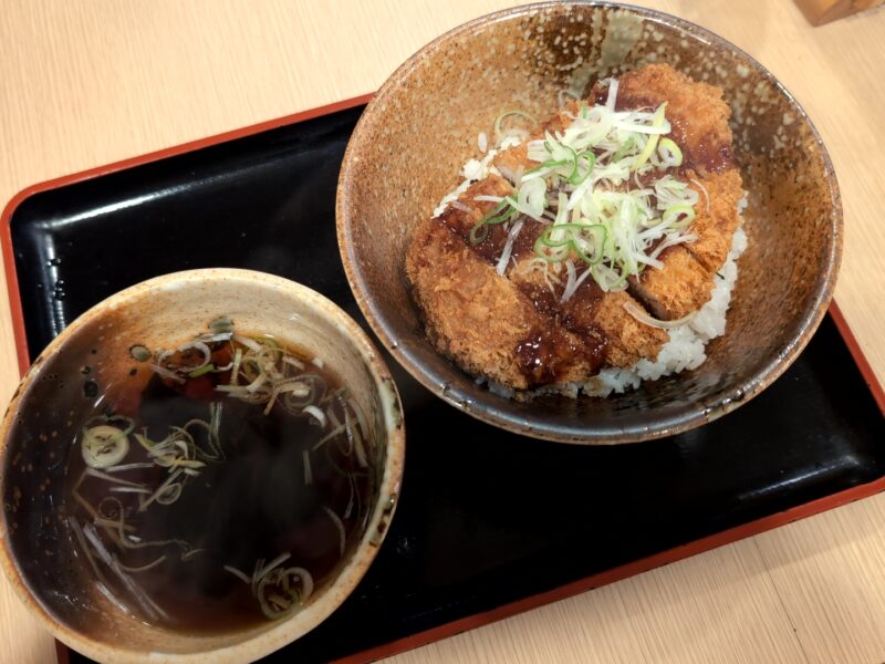 『たれかつ丼』