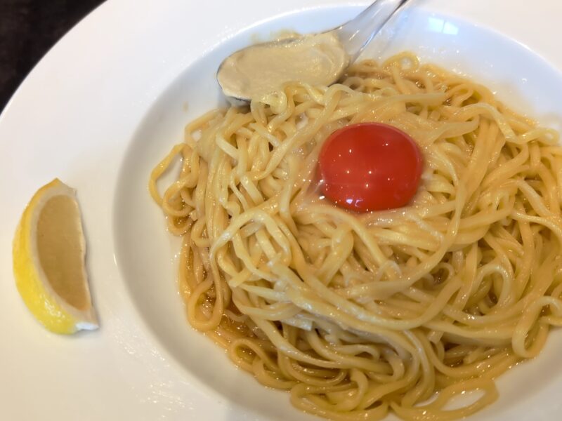 『牡蠣バターたまご麺』